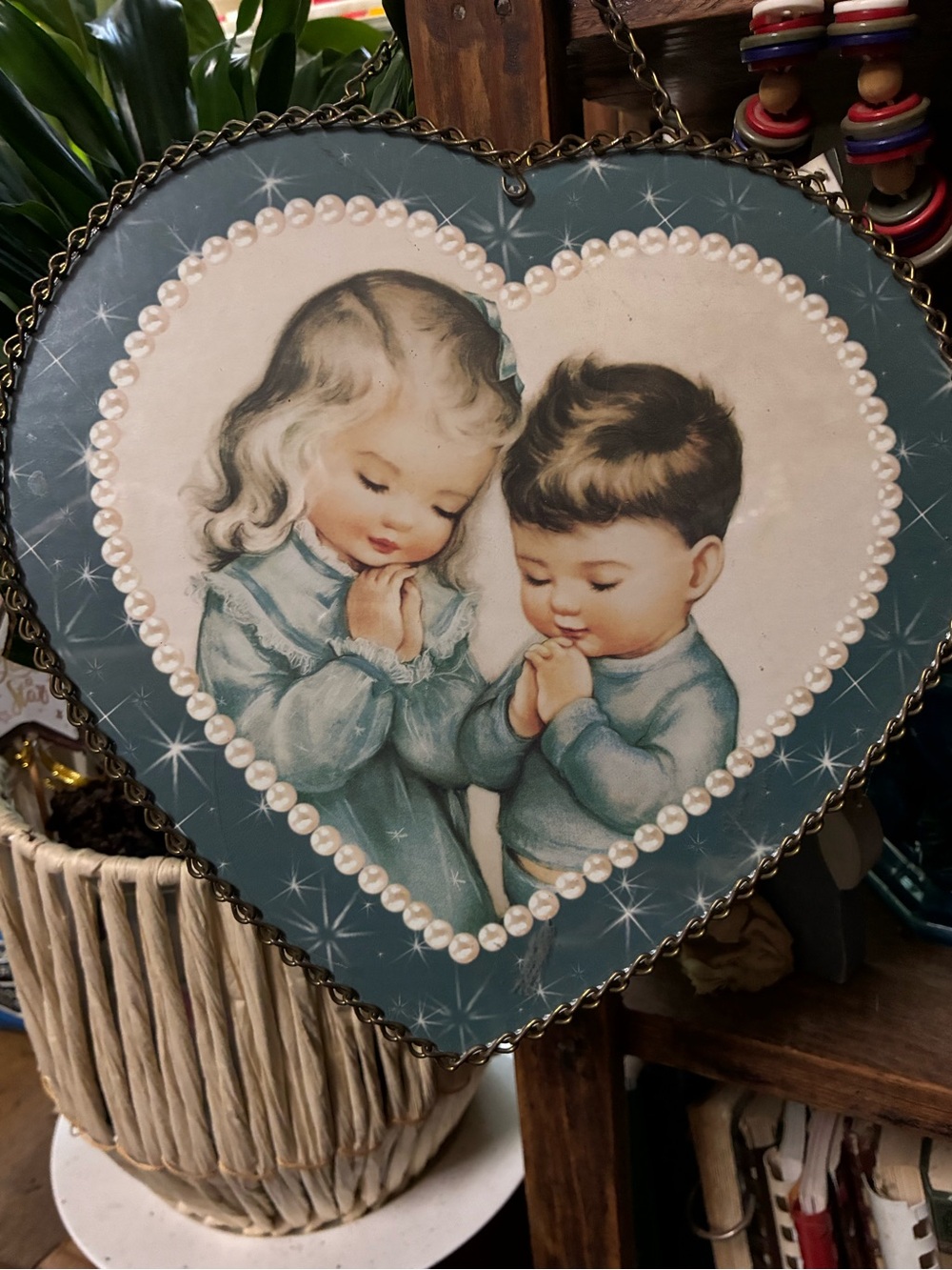 Vintage Heart Plaque Flue Cover with Praying Children Artwork - Blue